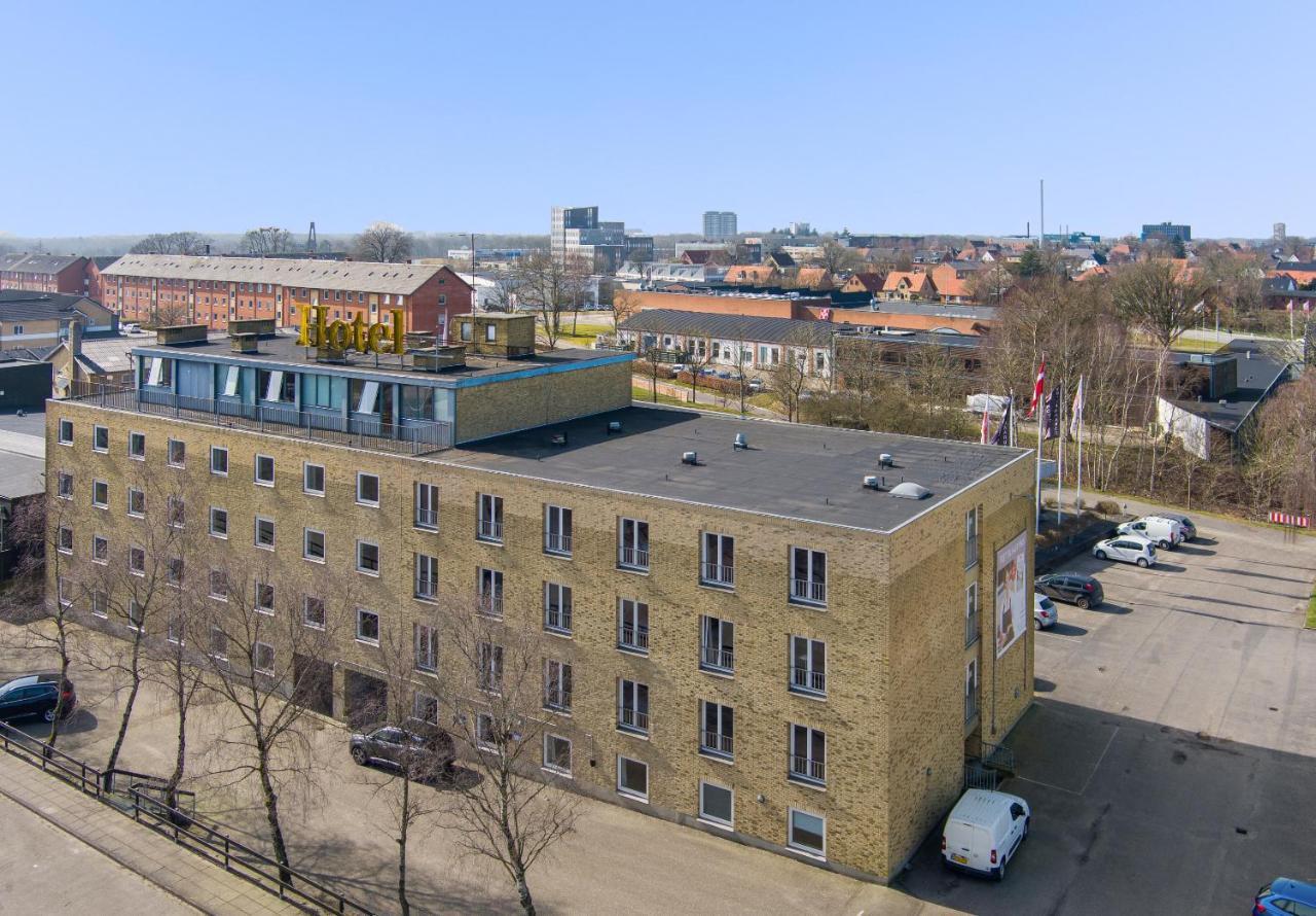 Ostergaards Hotel Herning Bagian luar foto